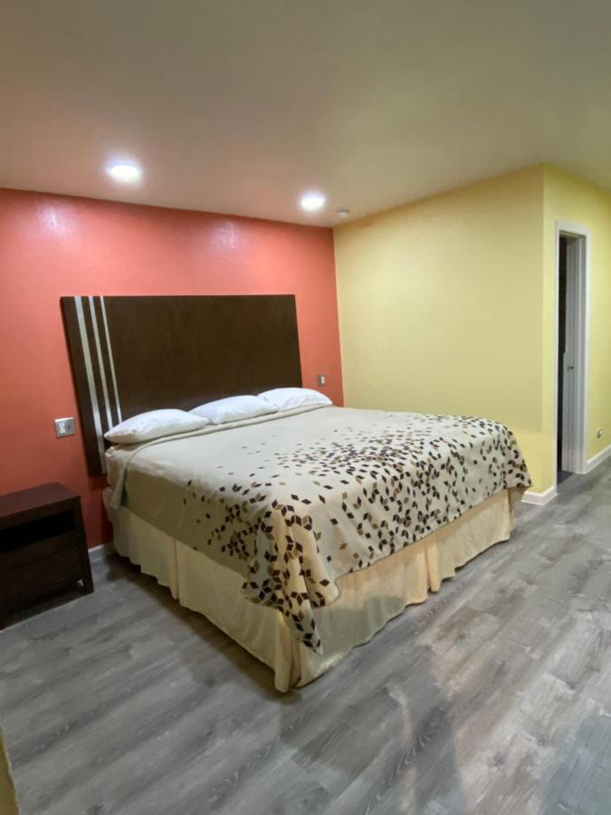 Budget Inn Артижа Екстериор снимка
